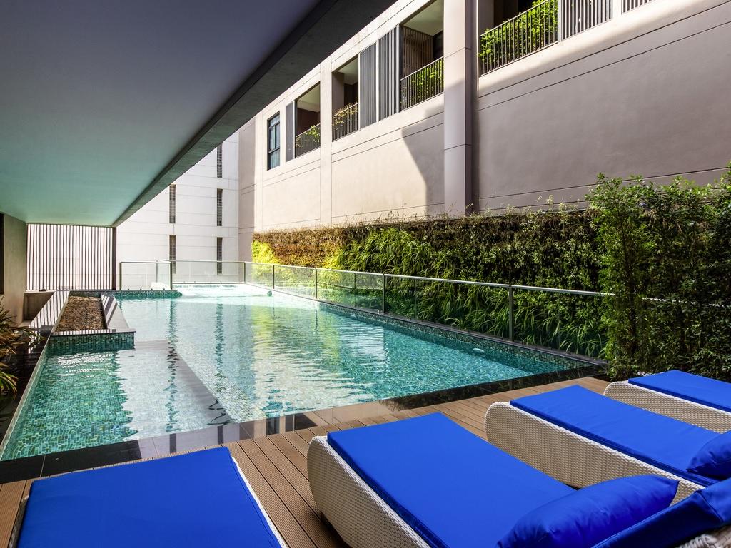 Metropolis Suites Bangkok, Tapestry Collection By Hilton Exterior foto